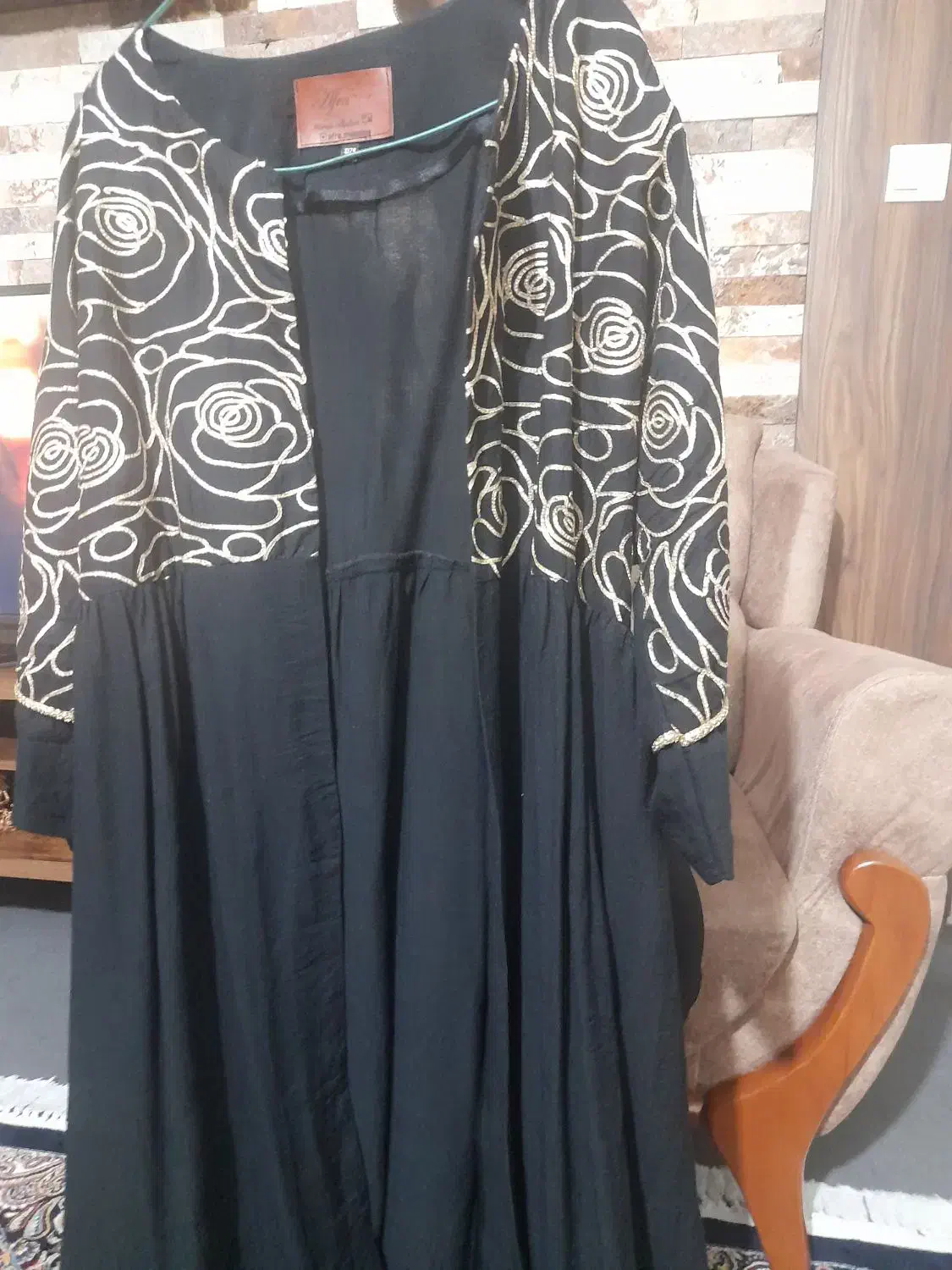 مانتو مشکی بلند وکاملا سالم ونو|لباس|تهران, خاک سفید|دیوار