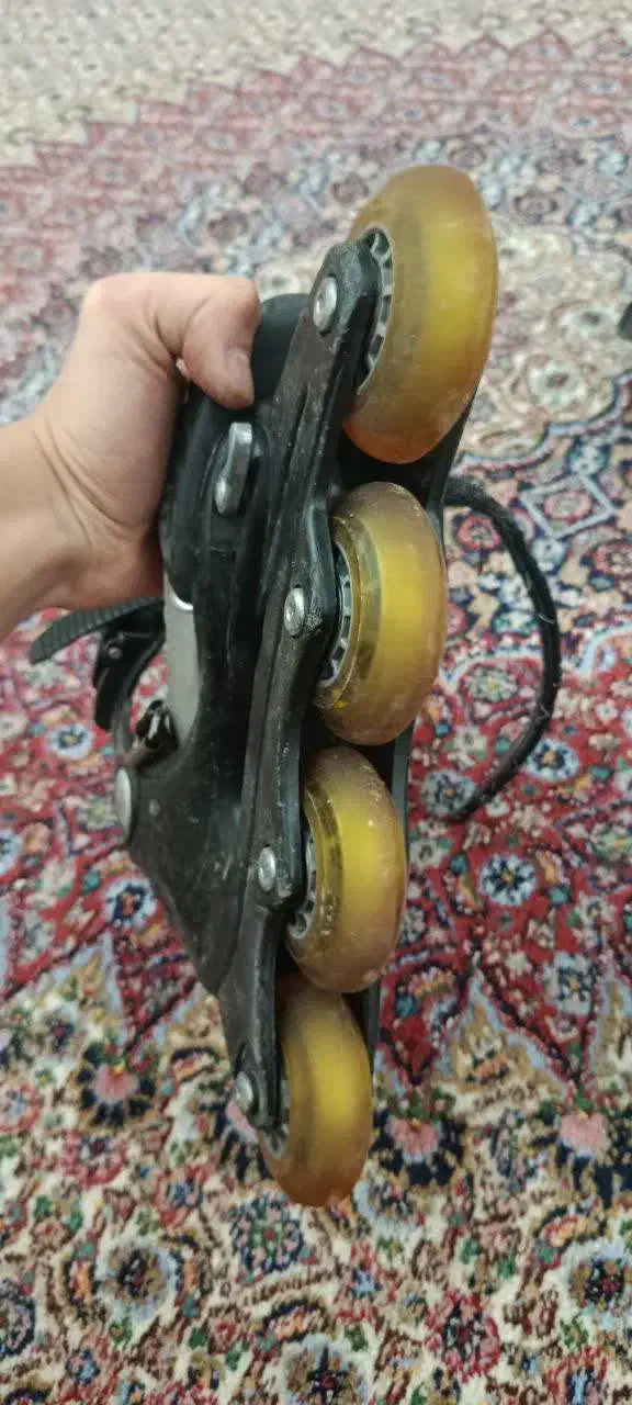 کفش اسکیت|دوچرخه، اسکیت، اسکوتر|بیرجند, |دیوار