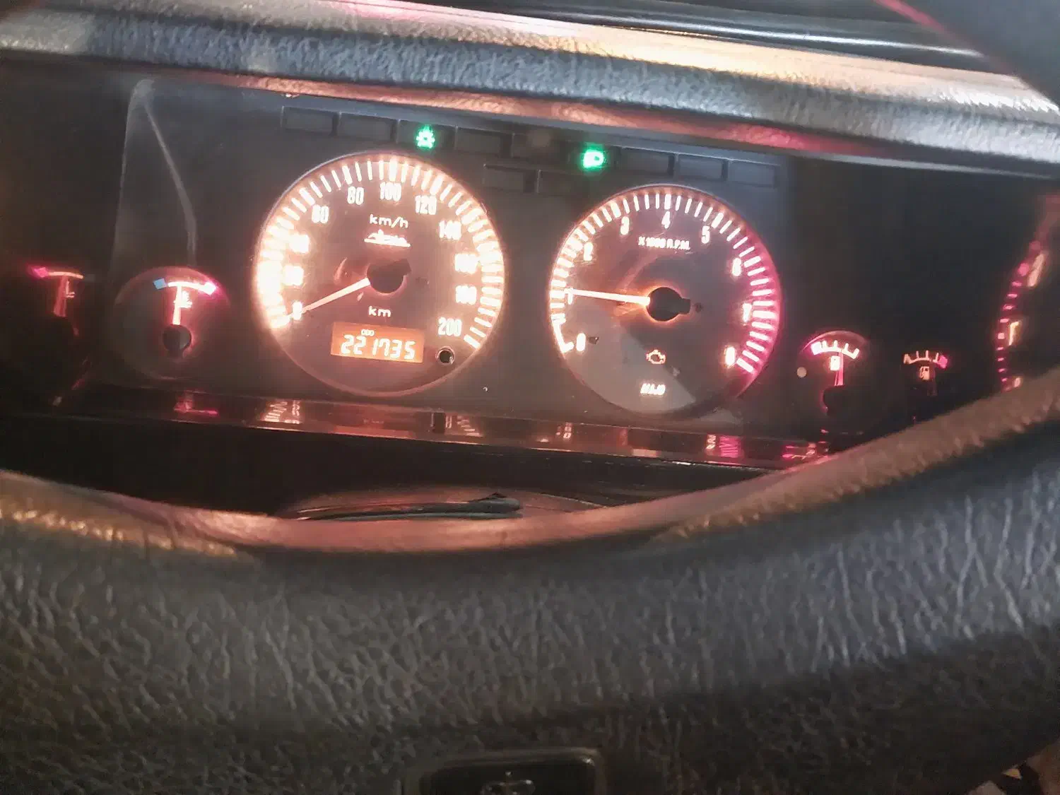 پیکان وانت|خودرو سواری و وانت|تهران, نیروی هوایی (پیروزی)|دیوار