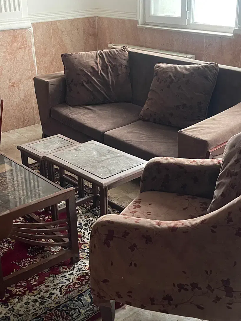 مبل ۷ نفره سالم با میز عسلی|مبلمان خانگی و میز عسلی|گرگان, |دیوار
