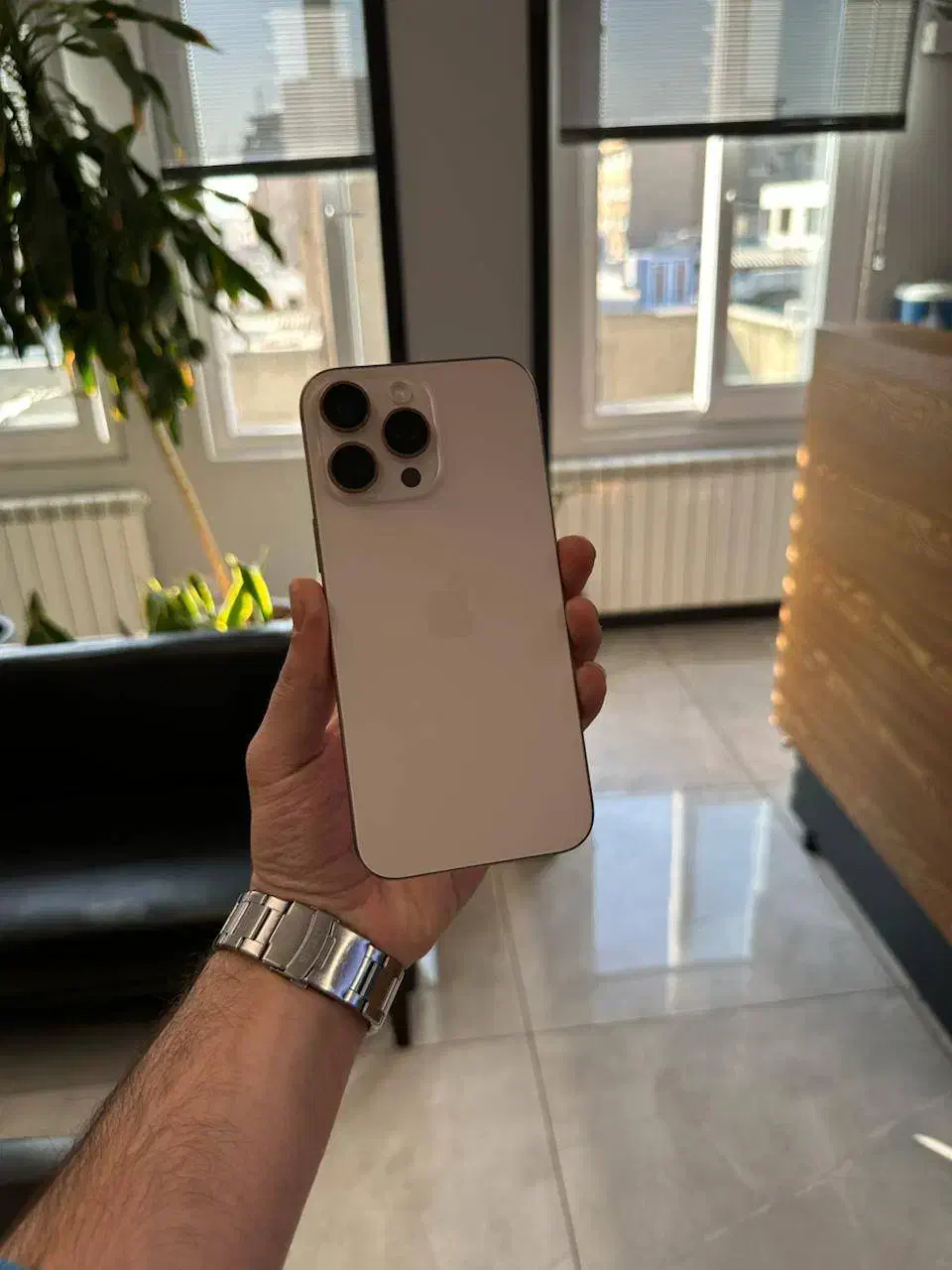 آیفون 16 پرومکس باطری 100 درصد iphone 16promax ZAA|موبایل|تهران, فلسطین (میدان انقلاب)|دیوار