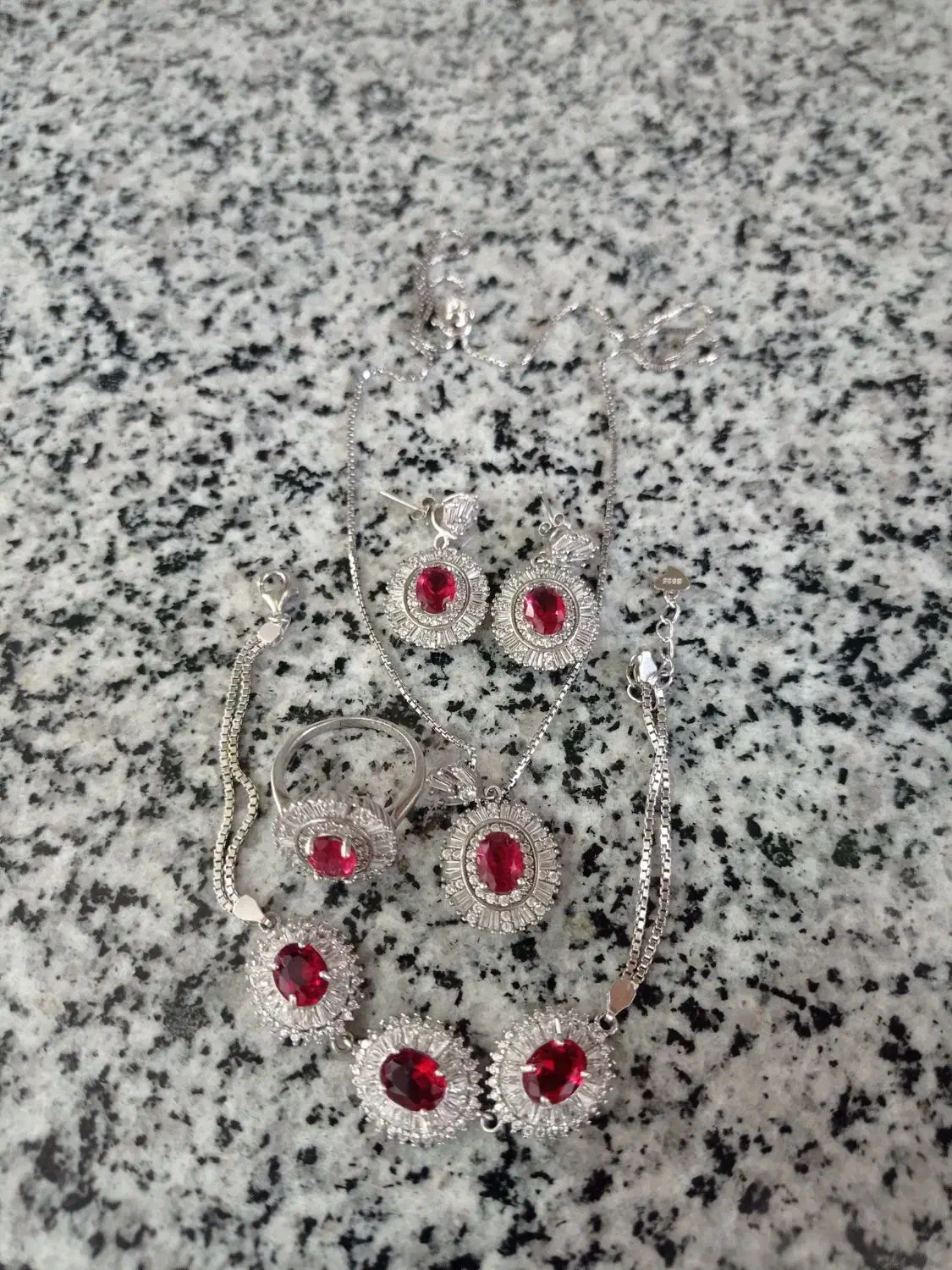 ست زنانه نقره شیک|جواهرات|خمینیشهر, |دیوار