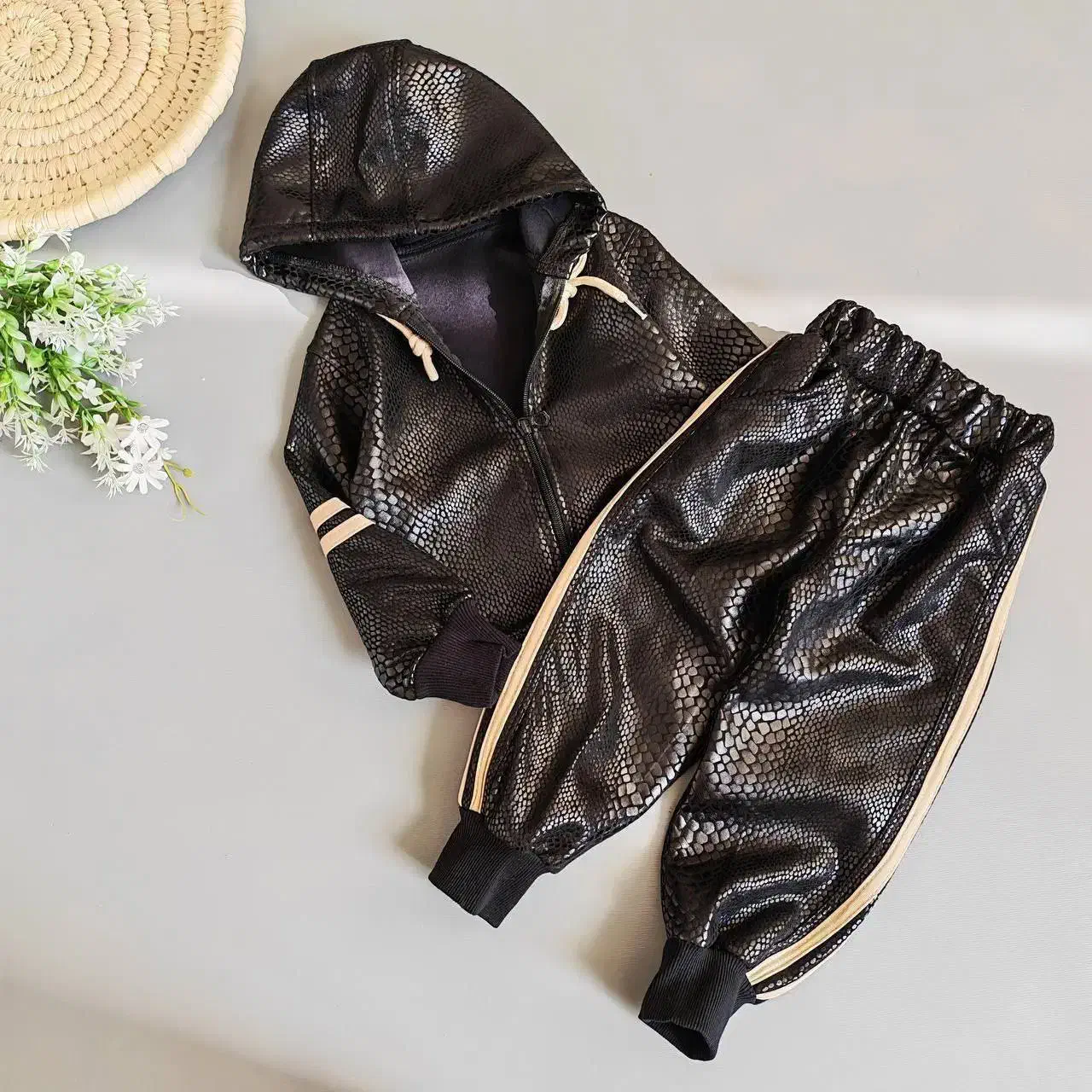 قالی بافی|پادری|تبریز, |دیوار