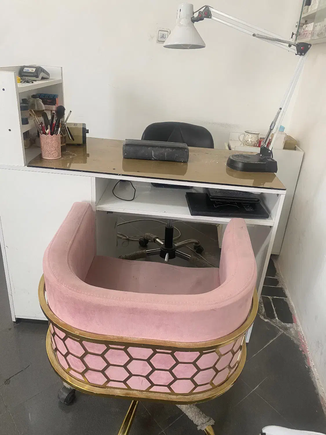 اجاره میز ناخن وتخت مژه|اجارهٔ دفتر کار، اتاق اداری، مطب|تهران, افسریه شمالی|دیوار