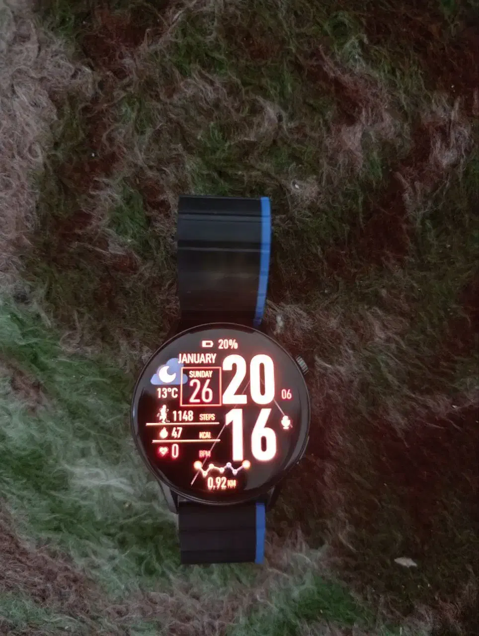 ساعت گلوریمی|ساعت|بم, |دیوار