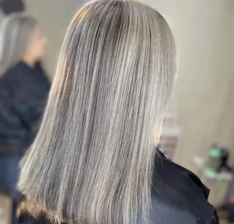 تخفیف ویژه رنگ و لایت|خدمات آرایشگری و زیبایی|رشت, پورسینا|دیوار