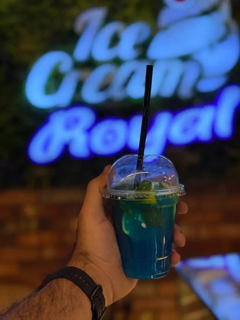 کافه رویال|استخدام خدمات فروشگاه و رستوران|تهران, تهرانسر مرکزی|دیوار