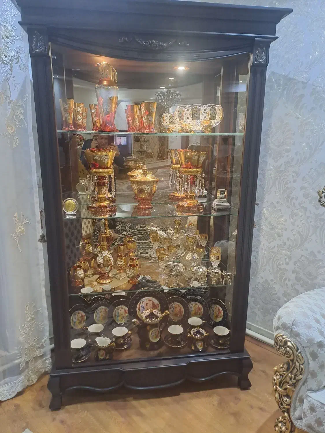 بوفه ی سالم چوبی برای هرکس لازمه بدون پول|بوفه، ویترین، کنسول|تبریز, |دیوار