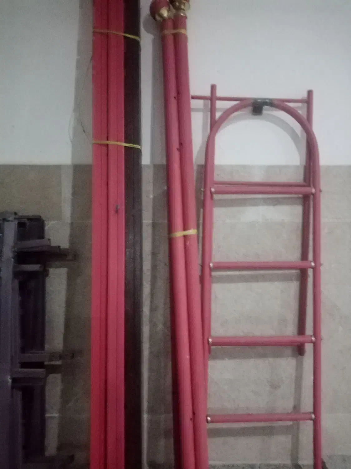 سه عدد تخت فلزی  درح.دنو|تخت و سرویس خواب|سبزوار, قصبه شرقی|دیوار