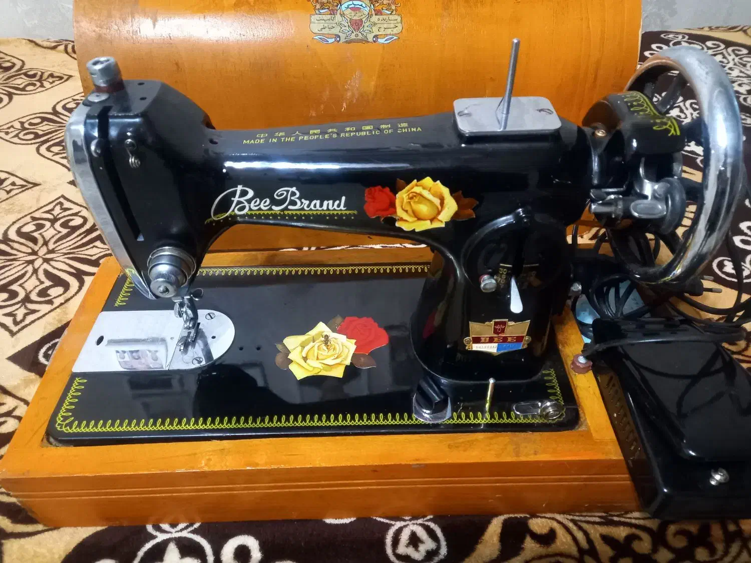 چرخ خیاطی|چرخ خیاطی و ریسندگی|بومهن, |دیوار