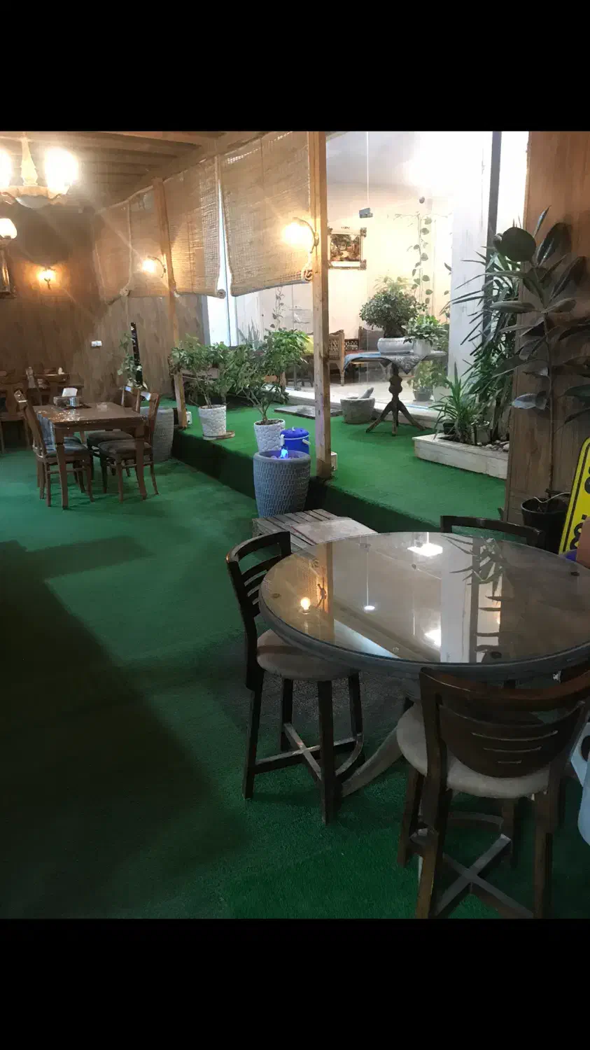 سفره خانه و چلوکبابی|اجارهٔ مغازه و غرفه|کاشان, فین بزرگ|دیوار