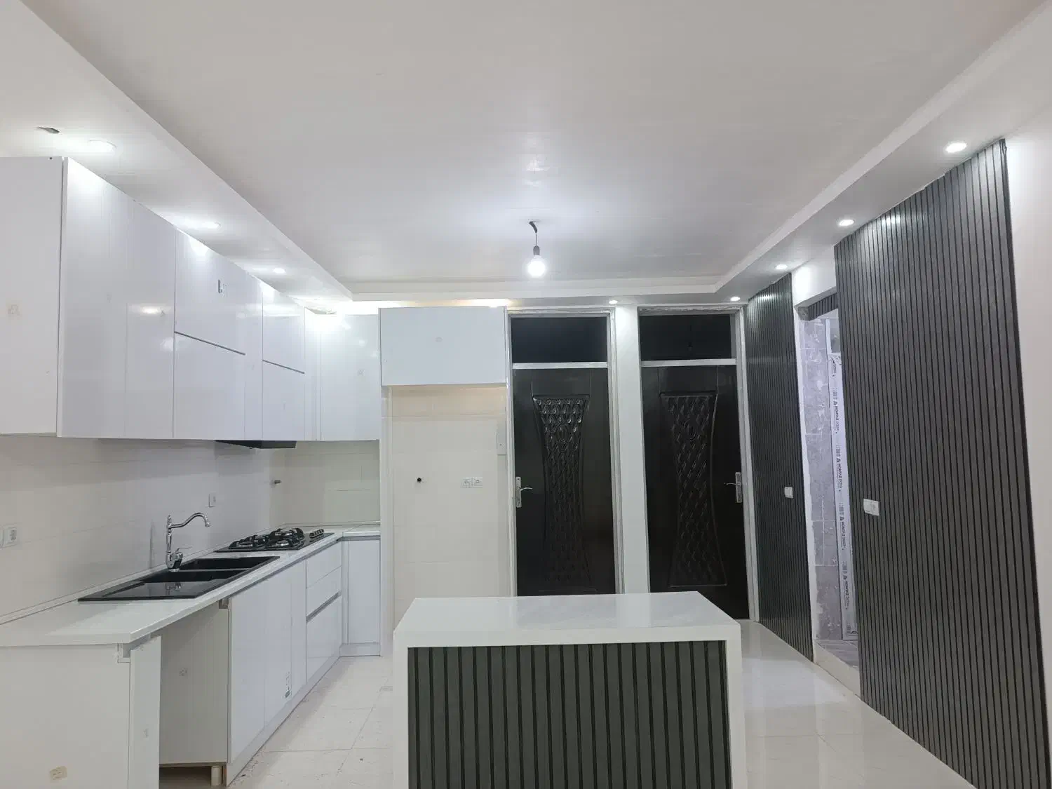 آپارتمان دو خوابه 4 واحدی مرکز شهر جم|فروش آپارتمان|جم, |دیوار