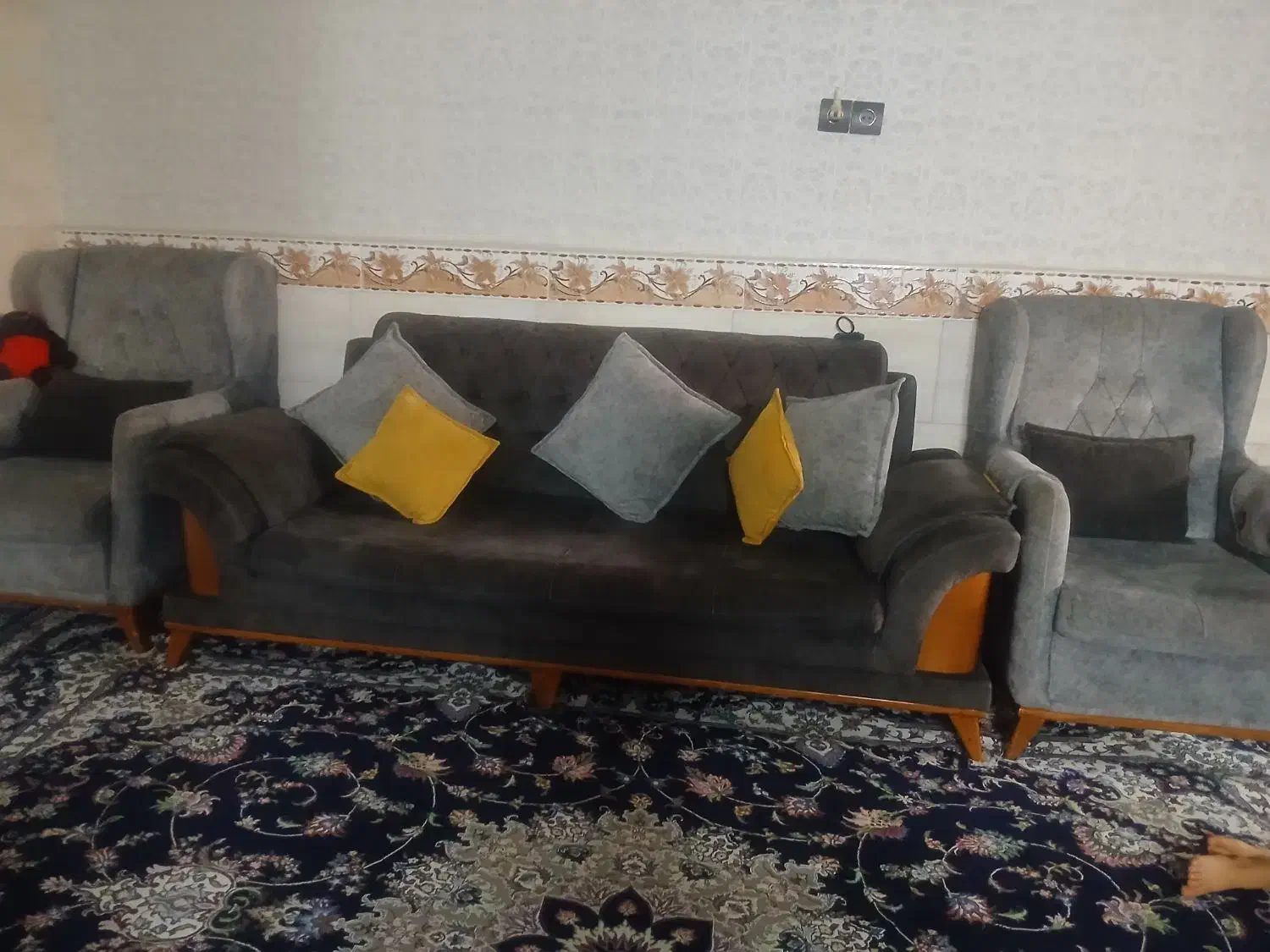 مبل راحتی|مبلمان خانگی و میز عسلی|کرج, اسلام‌آباد|دیوار