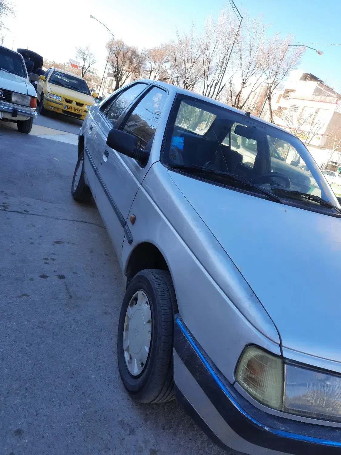 405 مدل 85|خودرو سواری و وانت|بروجرد, |دیوار