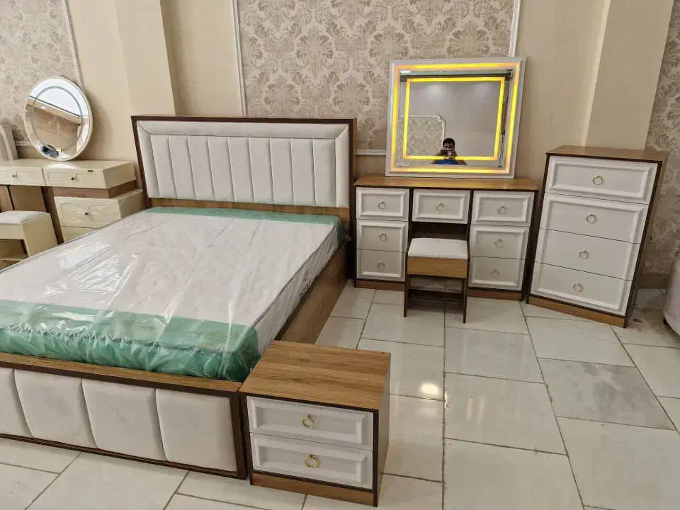 تخت خواب با شرایط عالی (بصورت اقساط)|تخت و سرویس خواب|کلاله, |دیوار