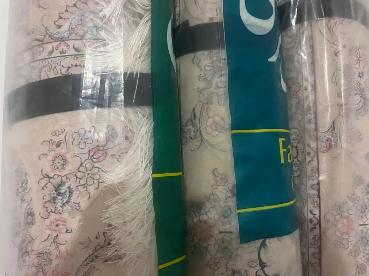 3 عدد فرش فرهی نو|فرش|قزوین, |دیوار