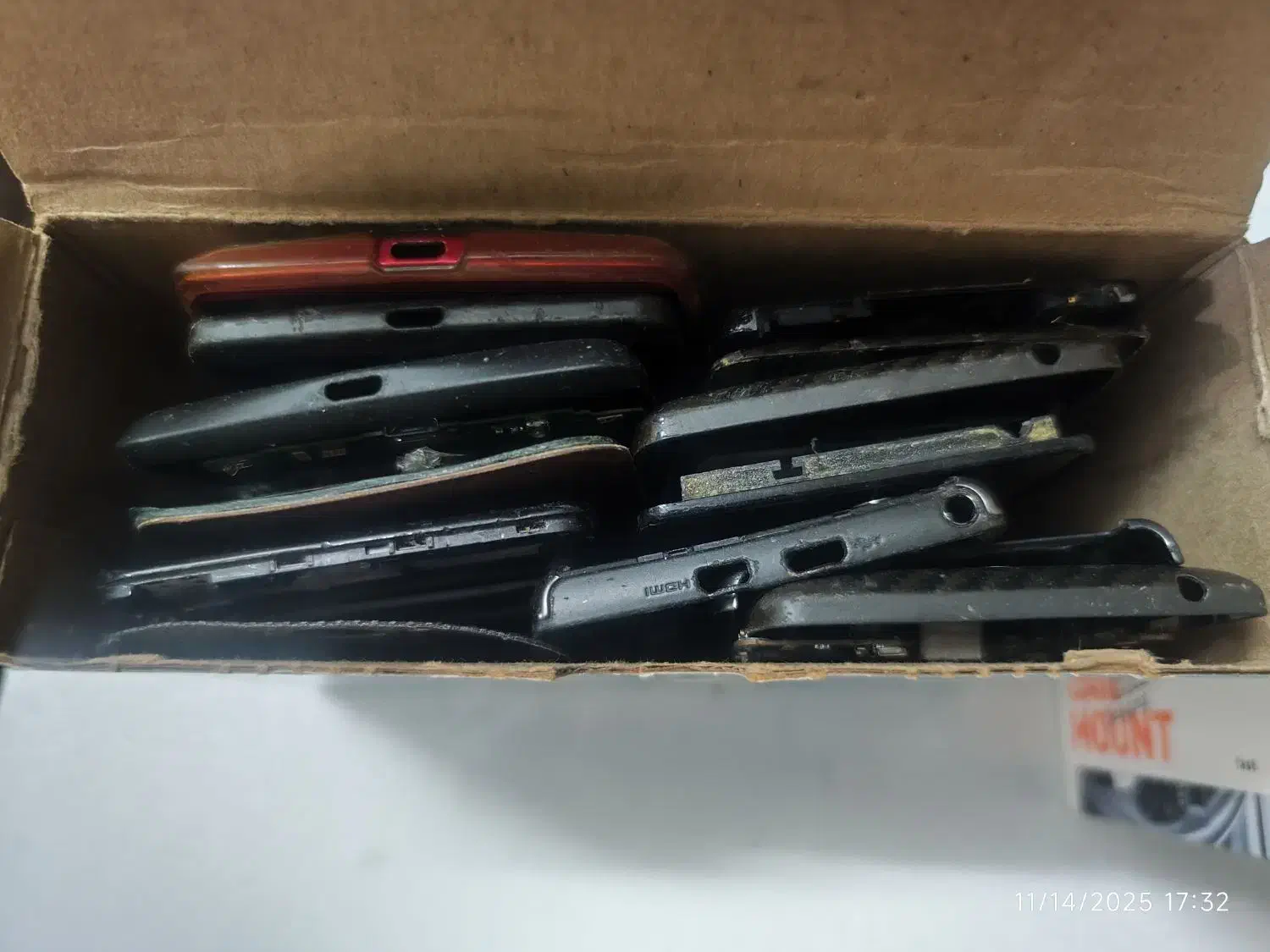 فروش عمده  موتورولا خراب  با کارتن و انتقال مالکیت|موبایل|تهران, شمس‌آباد|دیوار