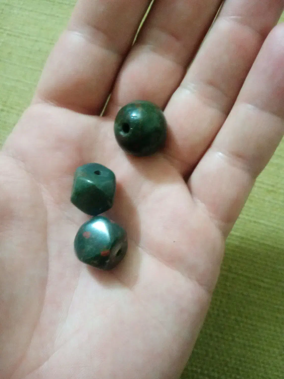 سنگ یشم سبز|کلکسیون اشیاء عتیقه|اصفهان, بهارستان|دیوار