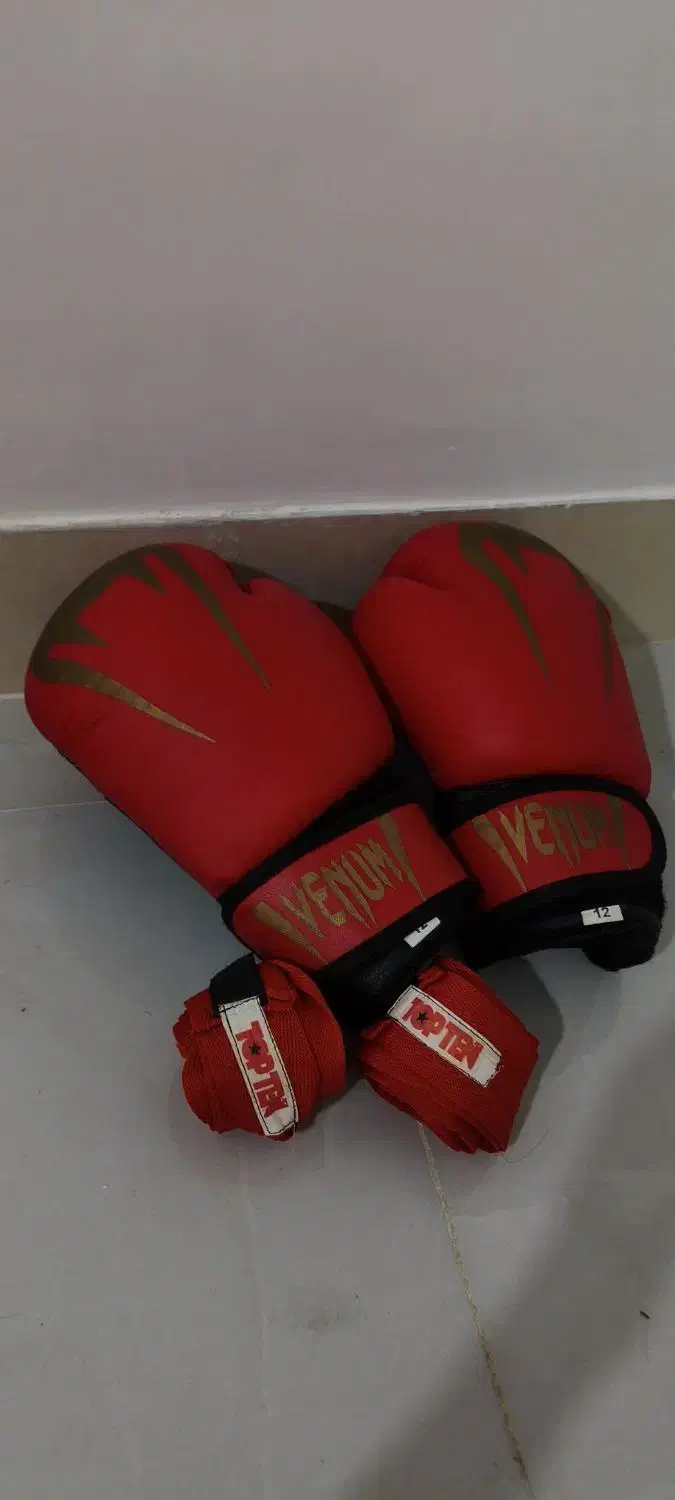 دستکش بوکس|تجهیزات ورزشی|نورآباد ممسنی, |دیوار