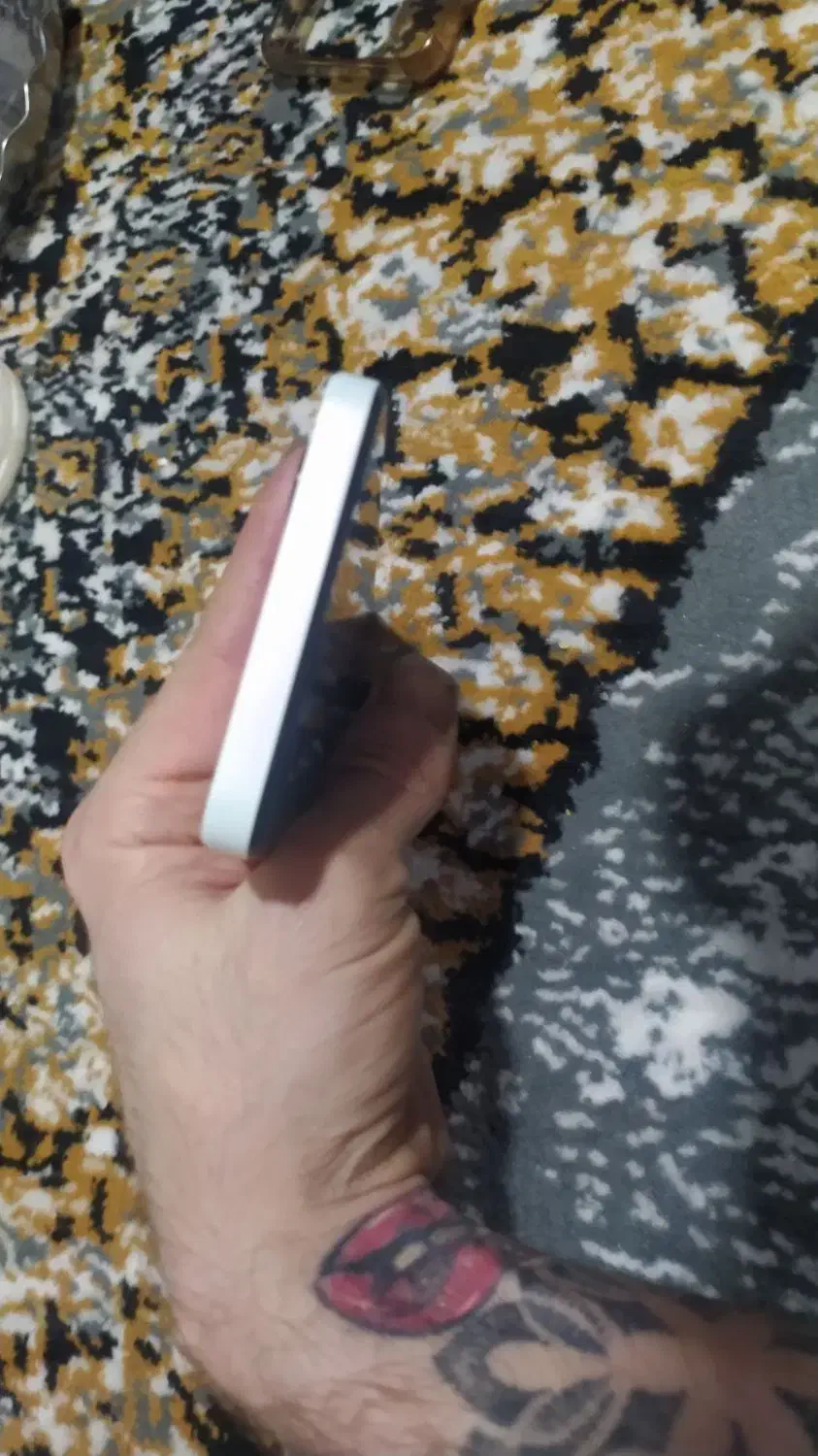 گوشی وکال v11|موبایل|نسیم‌شهر, |دیوار