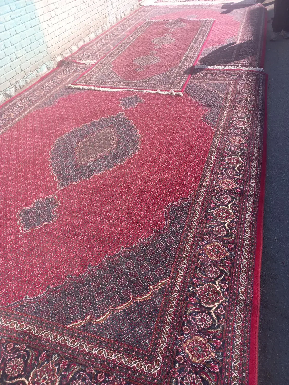 فرش کاکرکرده/ فرش در حد نو / تعویض فرش|فرش|اسلامآباد غرب, |دیوار