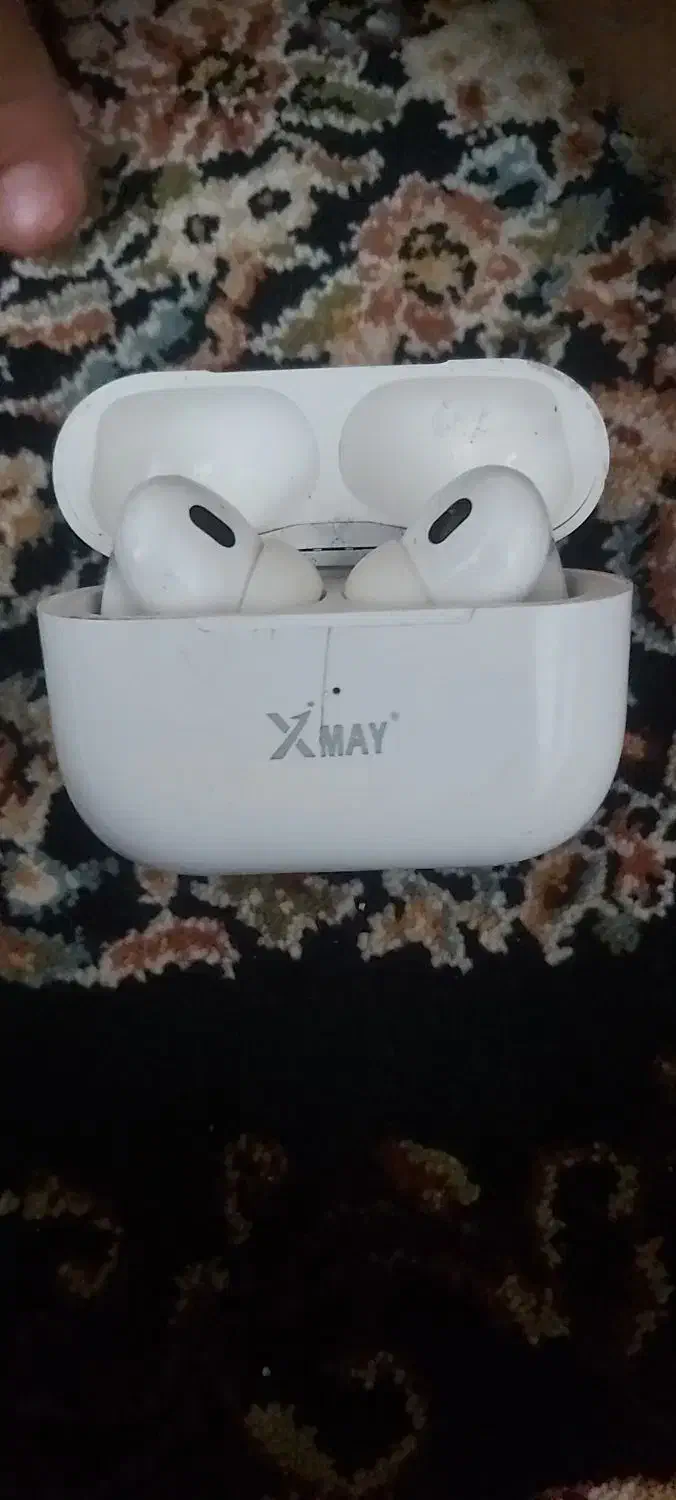 یک عدد گوشی نوکیا و یک عدد ایرپاد|موبایل|قم, ولیعصر|دیوار