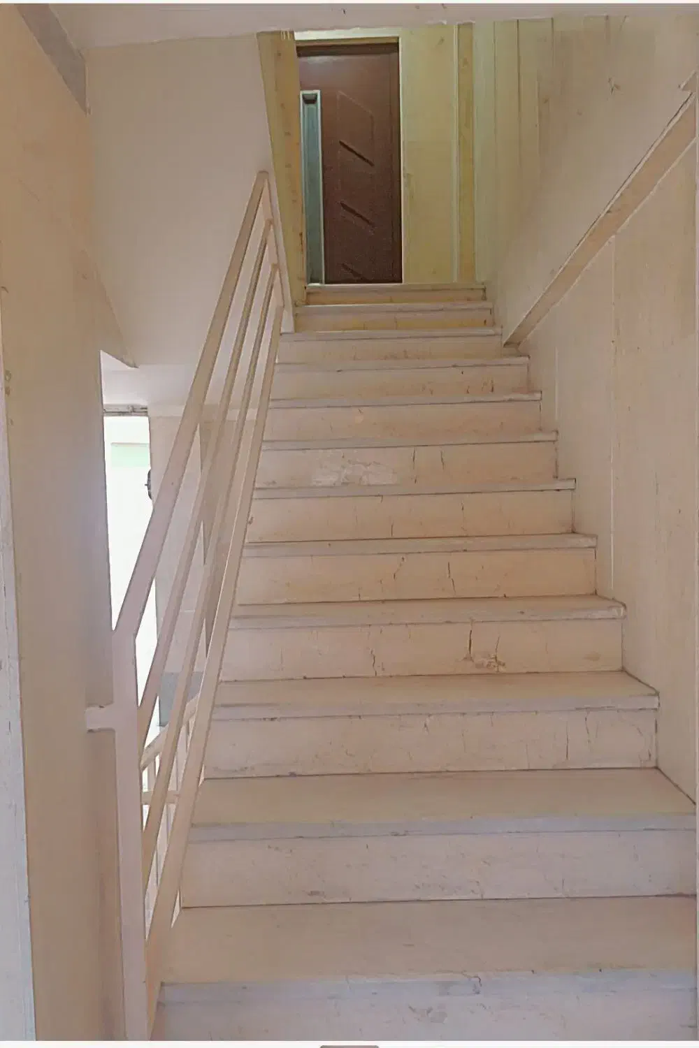 36 متر آپارتمان بسیار تمیز فرجام بلوار اردیبهشت