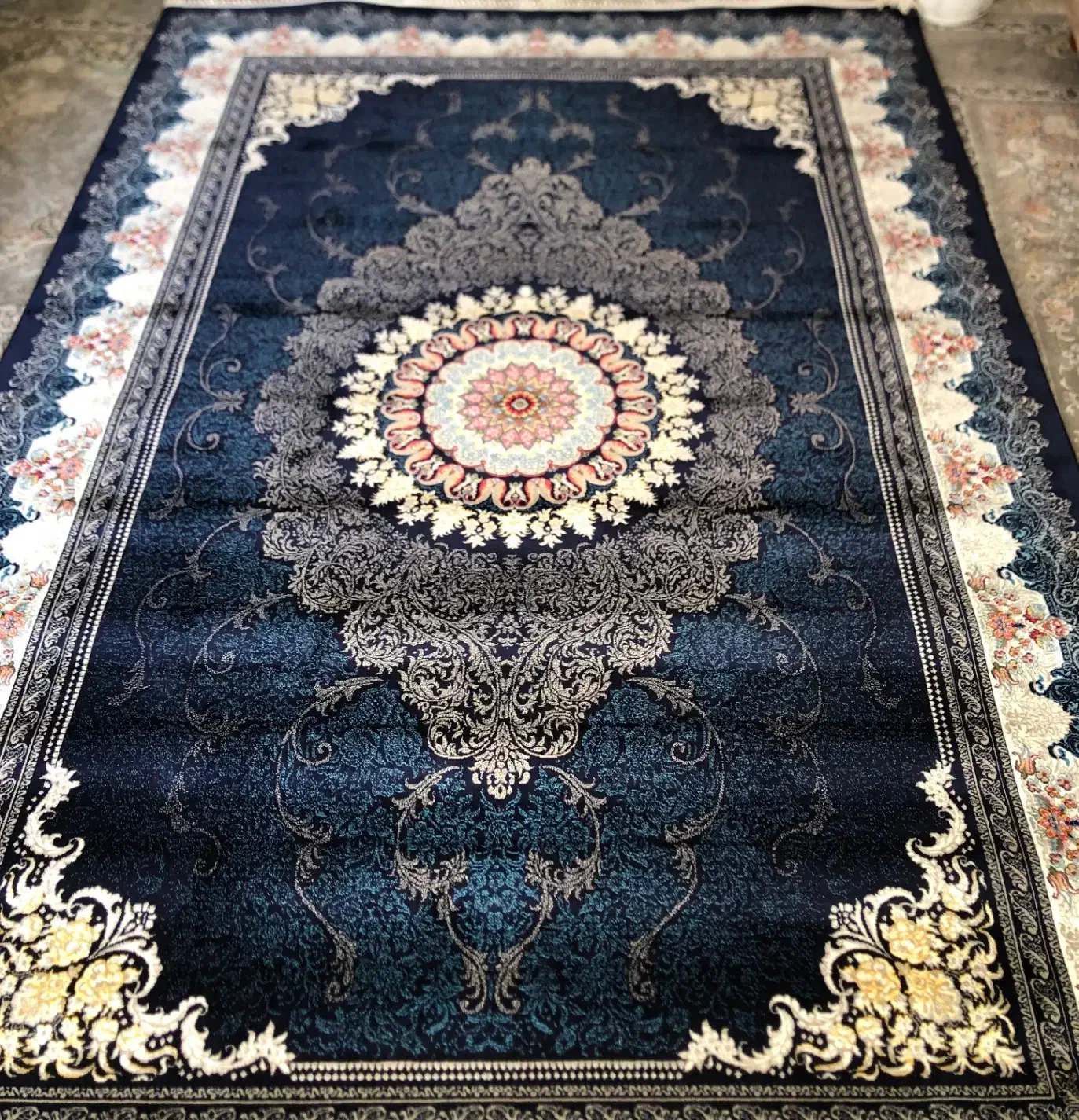 فرش ۶ متری|فرش|سبزوار, گلشن|دیوار