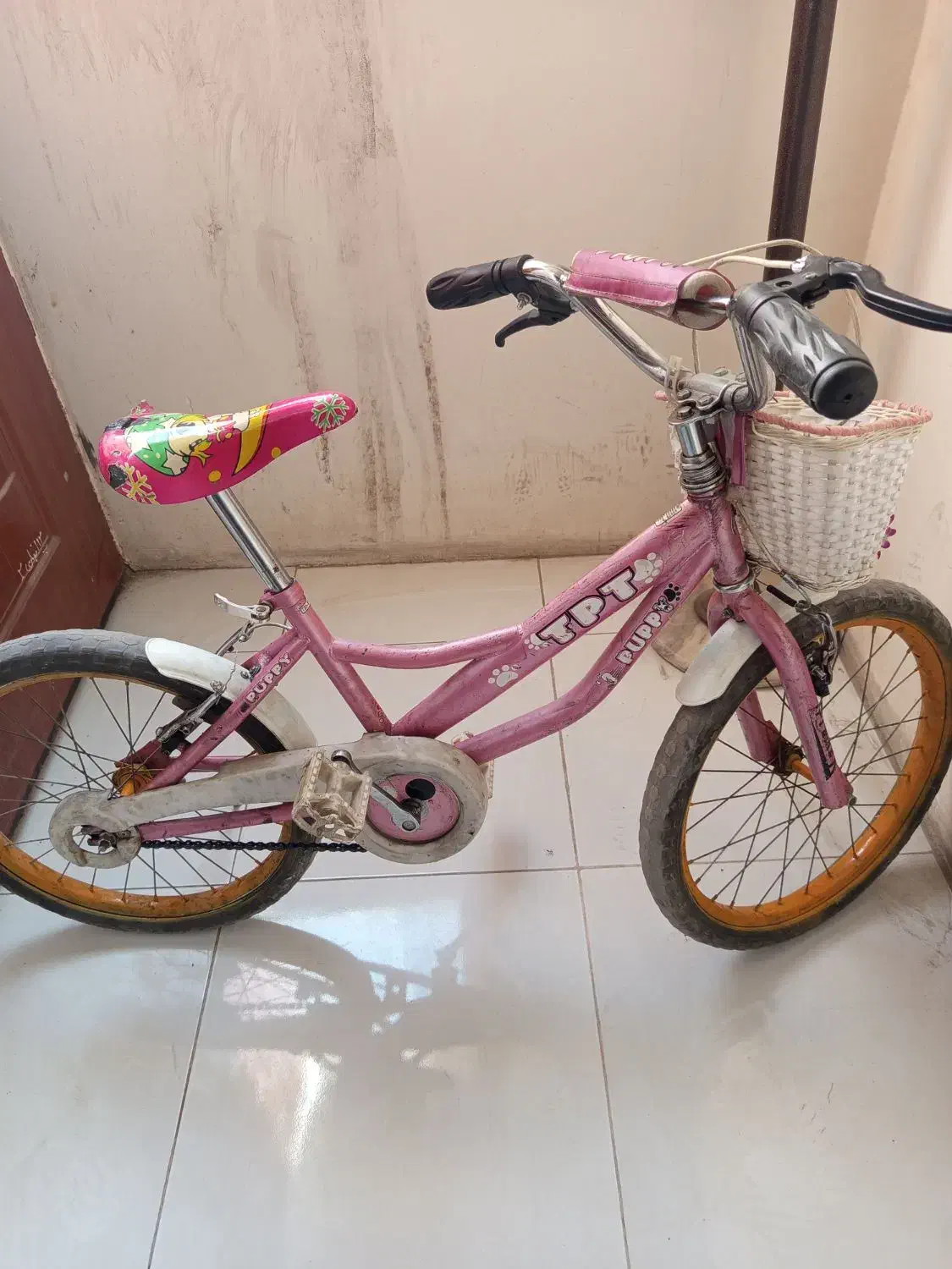 دوچرخه دخترانه با لاستیک توپر|دوچرخه، اسکیت، اسکوتر|مشهد, مهدی آباد (بلوار توس)|دیوار