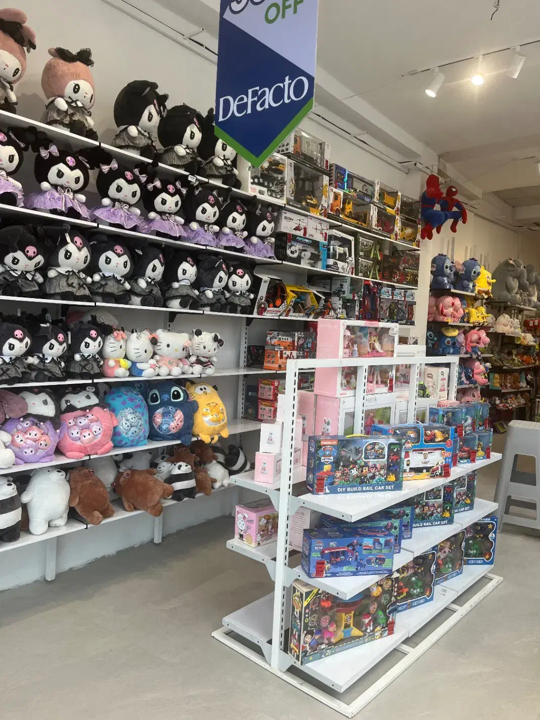 فروشنده اسباب بازی|استخدام خدمات فروشگاه و رستوران|رویان, |دیوار