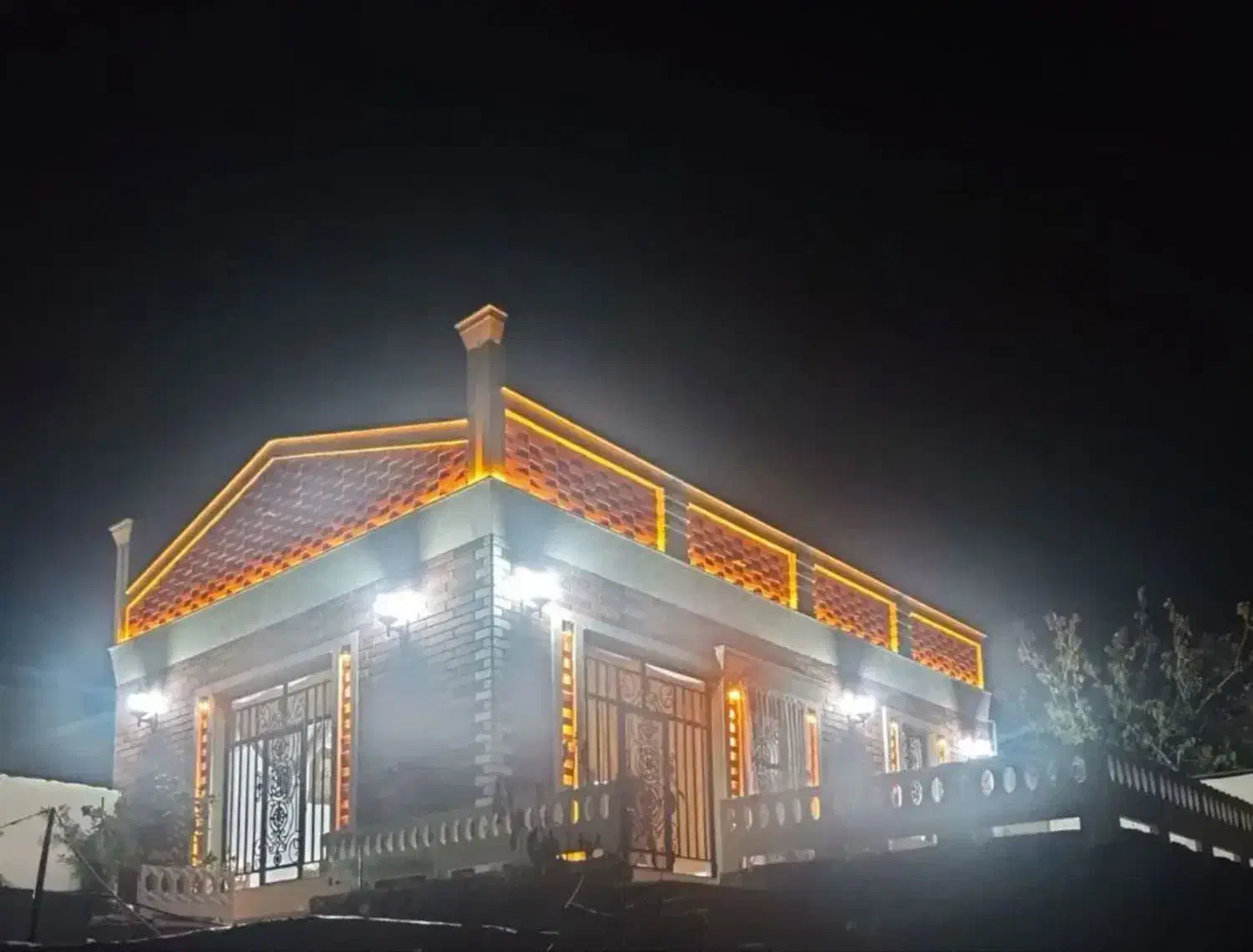 فروش ویلایی ۵۰۰ متری|فروش خانه و ویلا|قاهان, |دیوار