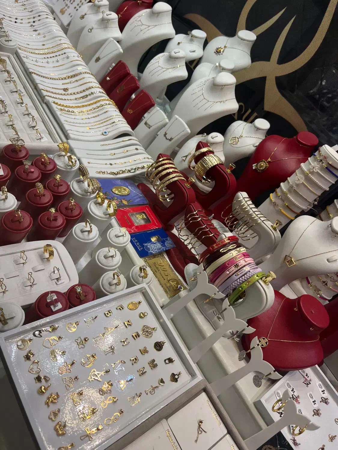 طلای کادویی و سبک مناسب هدیه|جواهرات|فردیس, فردیس|دیوار