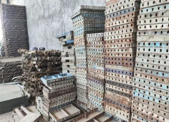 خریدوفروش قالبفلزی جکفلزی بالابر بتونر|ماشینآلات صنعتی|اردبیل, |دیوار