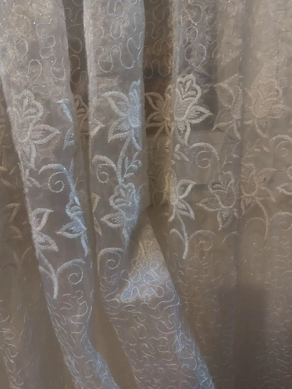 دو عدد پرده شاین پذیرایی زیبا در حد نو|پرده، رانر، رومیزی|تهران, امیریه|دیوار