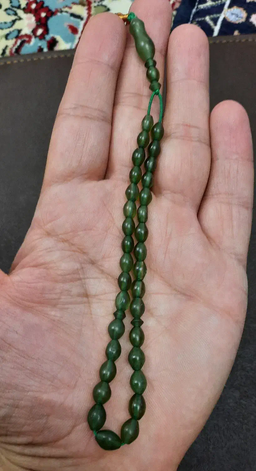 تسبیح اصل|کلکسیون اشیاء عتیقه|اردبیل, |دیوار