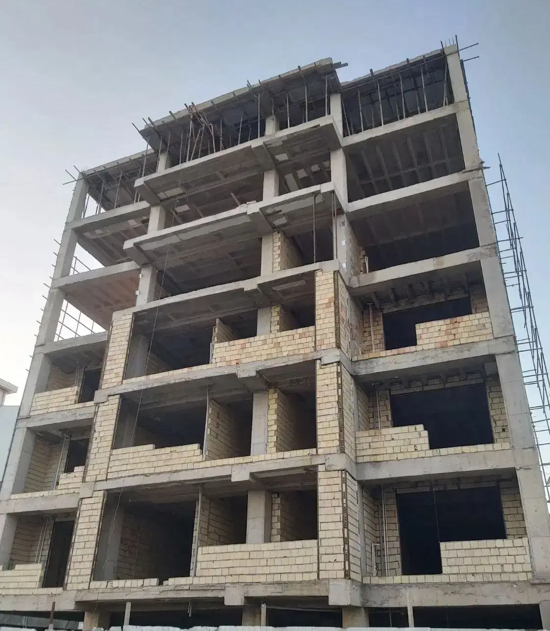 پیش فروش آپارتمان ۸۵ متری مرکز شهر  کوچه وثوق|پیش‌فروش املاک|بندر انزلی, تهران|دیوار