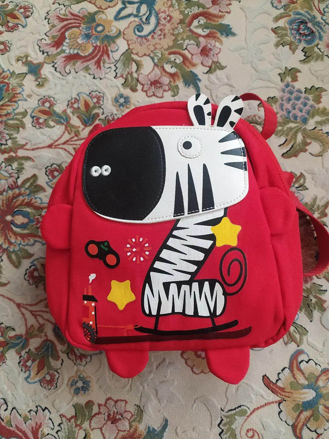 کوله پشتی کودک|کیف، کفش، کمربند|تهران, میدان ولیعصر|دیوار