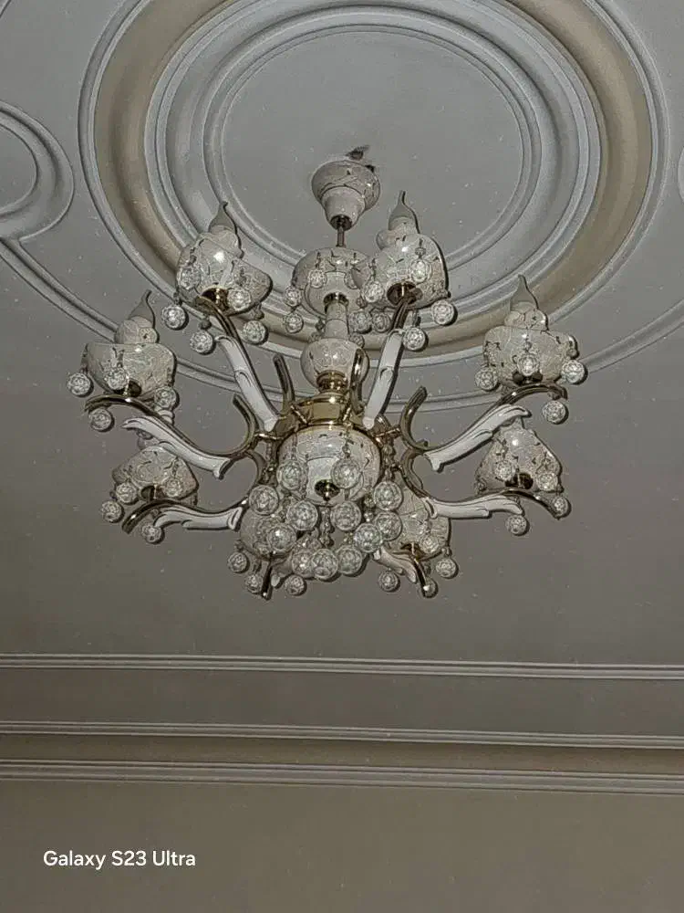 لوستر ۸ شاخه در حد نو|لوستر و چراغ آویز|تهران, ستارخان|دیوار