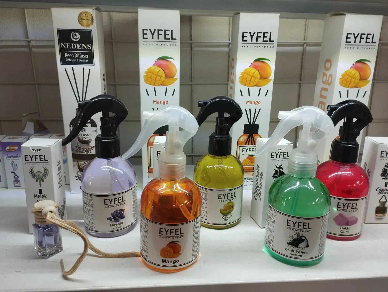 دستگاه مه پاش. (ورق بزنید)|پنکه و تصفیه‌کنندهٔ هوا|تاکستان, |دیوار