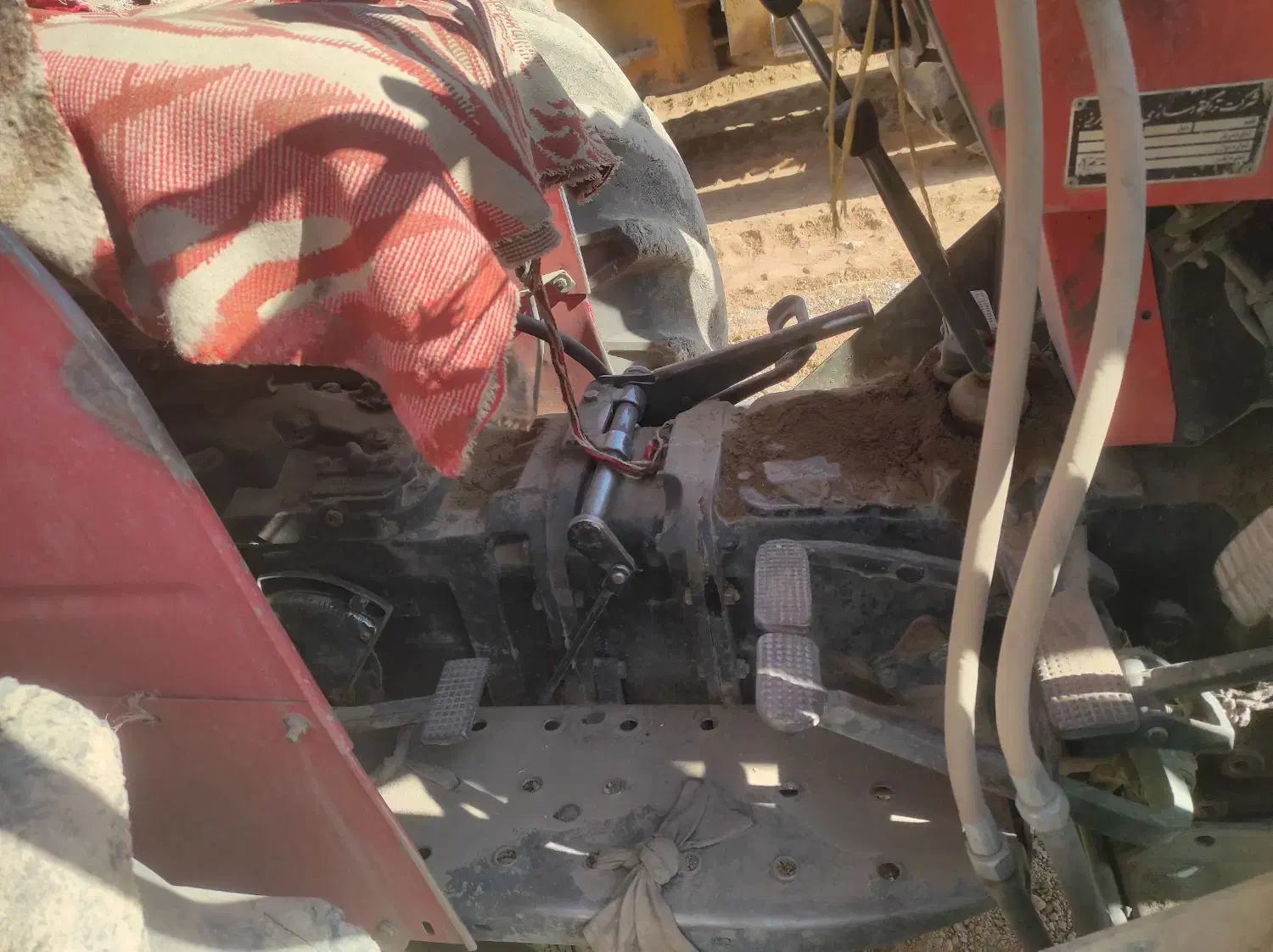 تراکتور بیلی مدل ۸۴|خودرو سنگین|فولادشهر, فولادشهر|دیوار