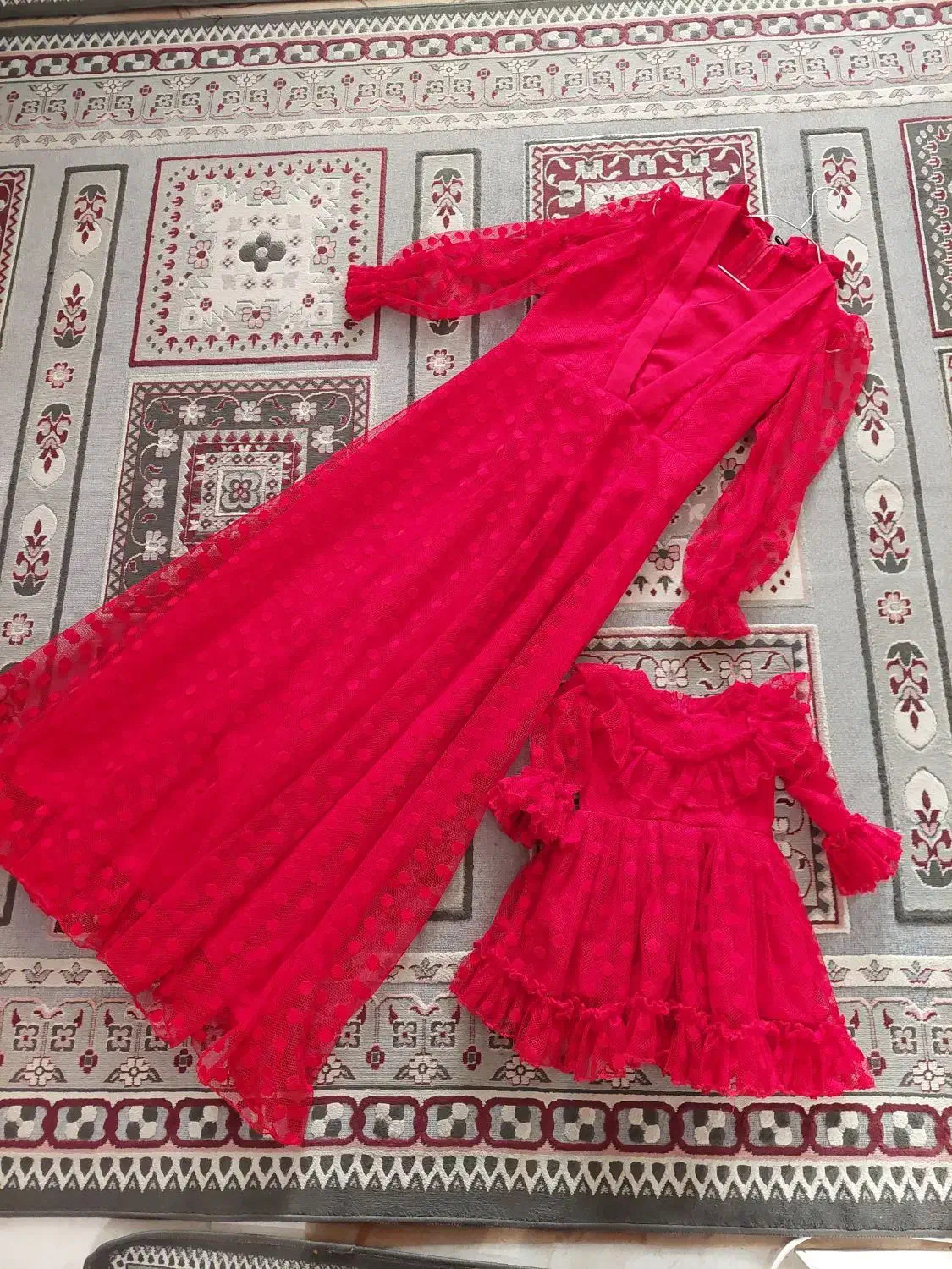 لباس بچگانه|کفش و لباس بچه|مشکیندشت, |دیوار