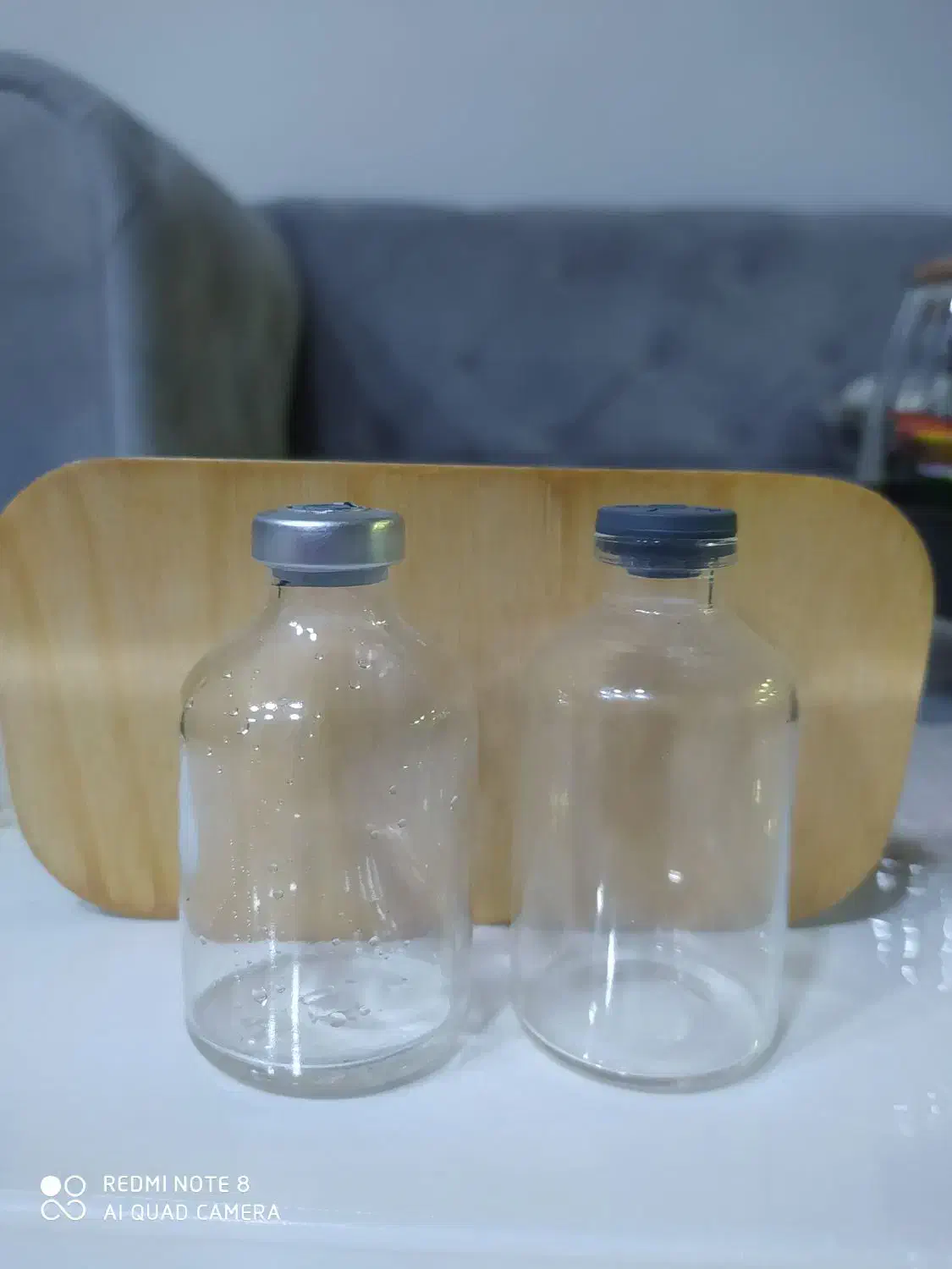 شیشه بطری کوچک|ظروف نگهدارنده، پلاستیکی، یک‌بارمصرف|اهواز, فرهنگ شهر|دیوار