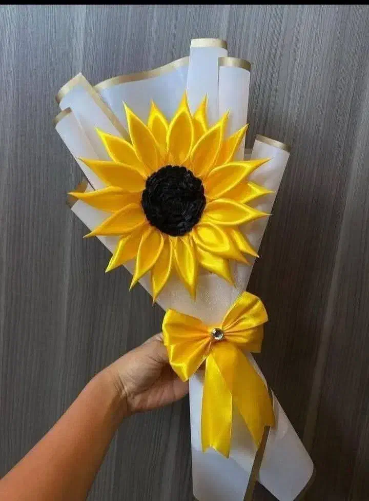 دسته گل آفتاب گردان|گل مصنوعی|اهواز, اسلام آباد شرقی|دیوار