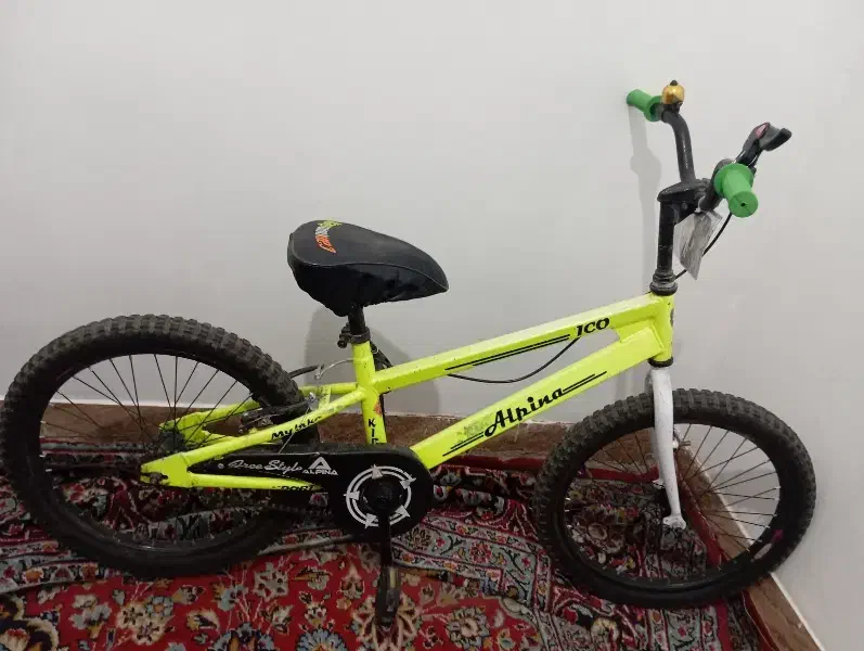 دوچرخه سایز 20 مارک Alpina سالم و تمیز|دوچرخه، اسکیت، اسکوتر|شیراز, محراب|دیوار