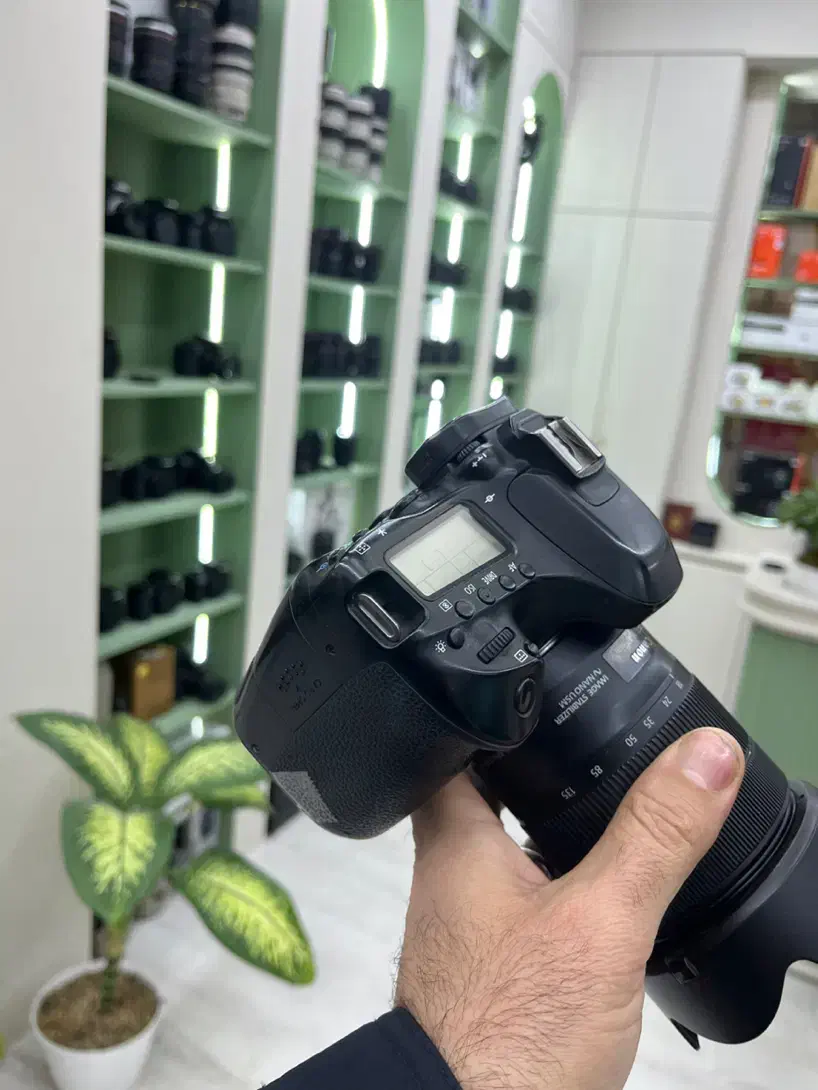 کنون 80D لنز ۱۸/۱۳۵|دوربین عکاسی و فیلم‌برداری|قم, بلوار امین و ساحلی|دیوار