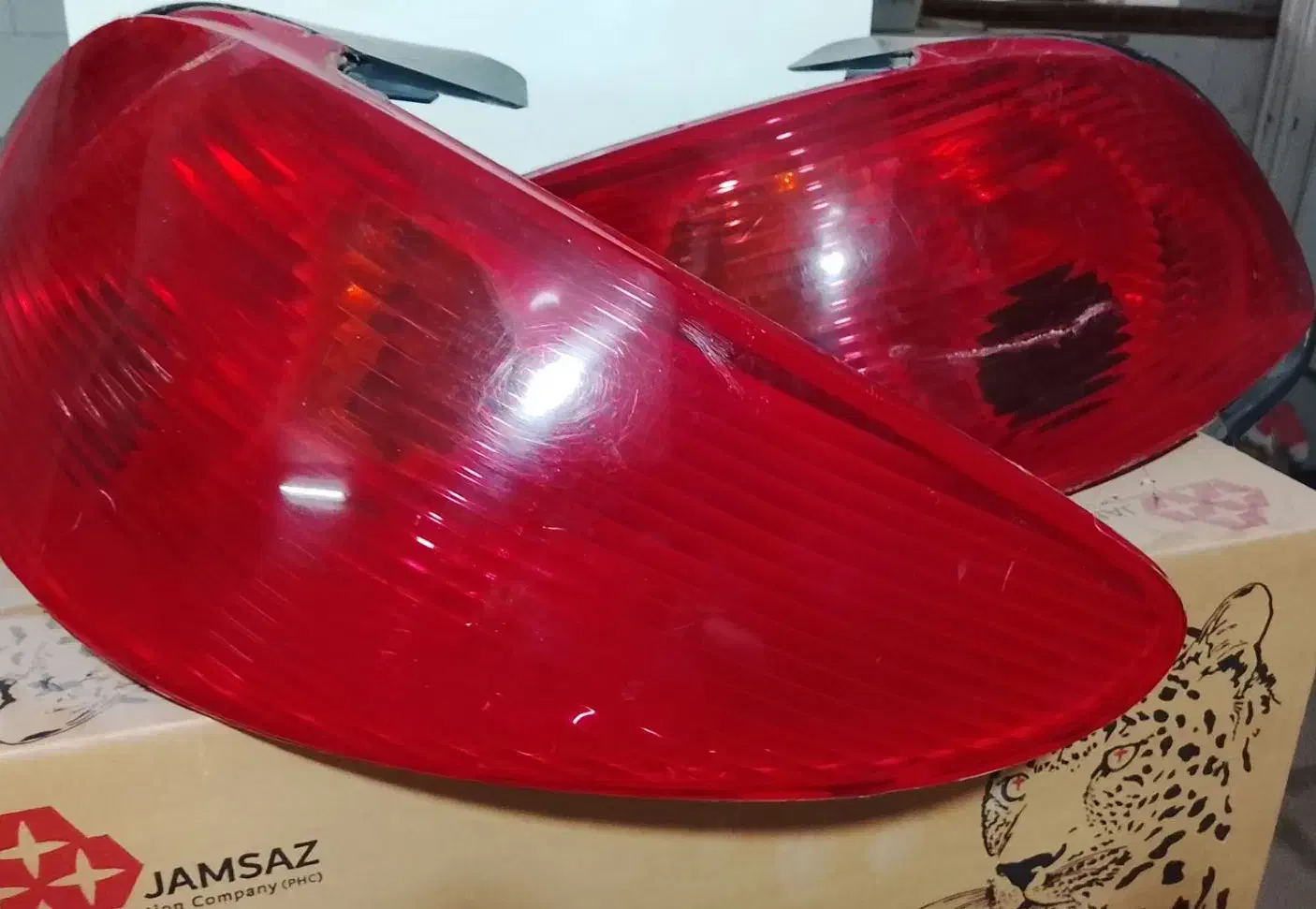 چراغ 206 عقب و جلو .. سگ دست فابریک|قطعات یدکی و لوازم جانبی|کاشان, کلنگه|دیوار