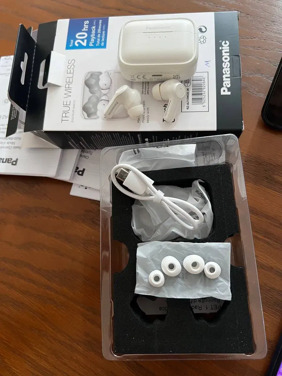 ایرپاد Panasonic rz-b210 20 ساعت شارژدهی|لوازم جانبی موبایل و تبلت|صفادشت, |دیوار