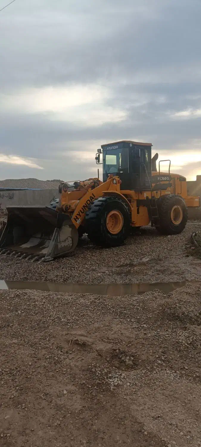 لودر هیوندا و کاوازکی|خودرو سنگین|قزوین, |دیوار