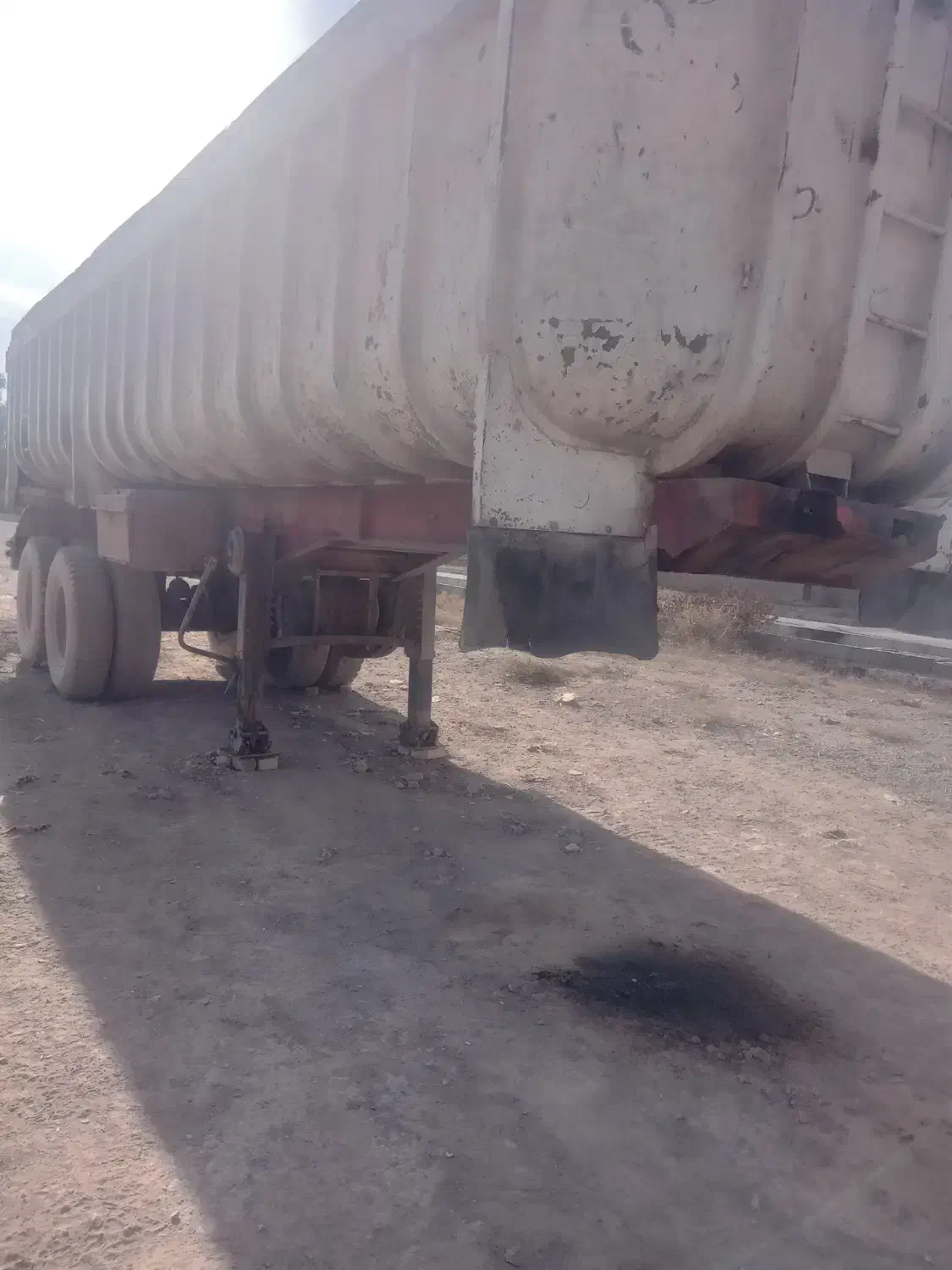 تریلی کمپرسی|خودرو سنگین|بشاریات, |دیوار