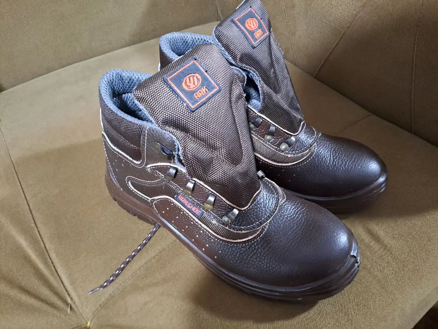 کفش ایمنی سایز ۳۹|کیف، کفش، کمربند|همدان, |دیوار